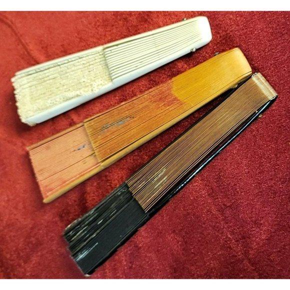 Spanish Hand Fans Lace and Paper, Painted and Decorative Vintage Set of 3 CT336 - Picture 3 of 16